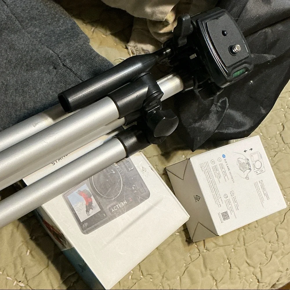 DJI Osmo Action 4 Standard Combo - Black